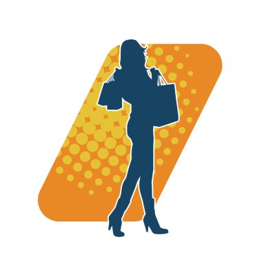 Sıska genç bir kadının silüeti alışveriş torbaları taşıyor..