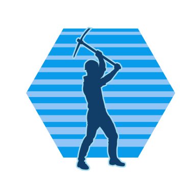 Görev sırasında baltayla dolaşan işçi kostümlü bir adamın silüeti. Bir madencinin hareket halindeki silueti balta aracı ile poz verir.