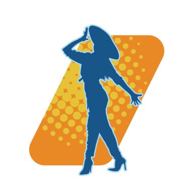 Kovboy kostümü giymiş bir kadın modelin silueti. Poz vermiş bir kovboy kızın silueti..