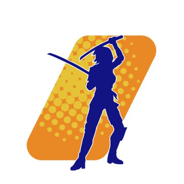 Ortaçağ kadın savaşçısının silueti kılıçlı poz veriyor..