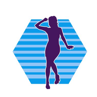 Hareketli pozlarda mini etek giyen bir kadın dansçının silueti. Zayıf bir kadının silueti mutlu bir şekilde dans ediyor..