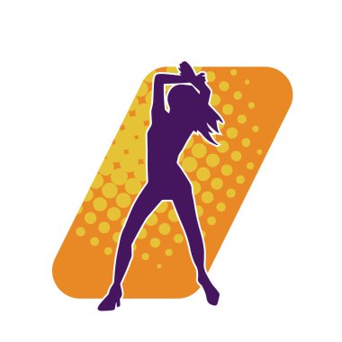 Hareketli pozlarda mini etek giyen bir kadın dansçının silueti. Zayıf bir kadının silueti mutlu bir şekilde dans ediyor..