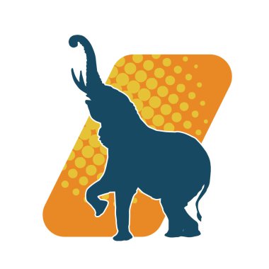 Büyük bir fil hayvanının silueti. Vahşi bir fil hayvanının silueti..