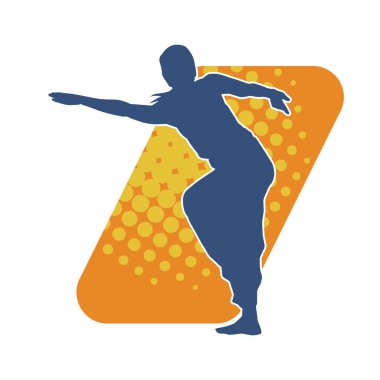 Hareketli bir kadın dansçının silueti. Dans eden zayıf bir kadının silueti..