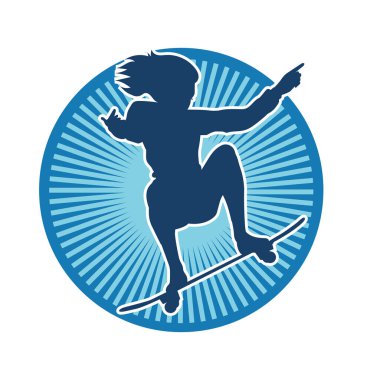 Hareket halindeki bir kadın silueti kaykay üzerinde poz veriyor. Kaykaylı şehirli bir kızın silueti..