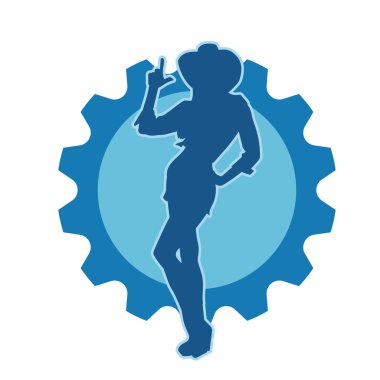 Kovboy kostümü giymiş bir kadın modelin silueti. Poz vermiş bir kovboy kızın silueti..