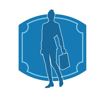 Sıska genç bir kadının silüeti alışveriş torbaları taşıyor..