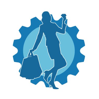 Sıska genç bir kadının silüeti alışveriş torbaları taşıyor..