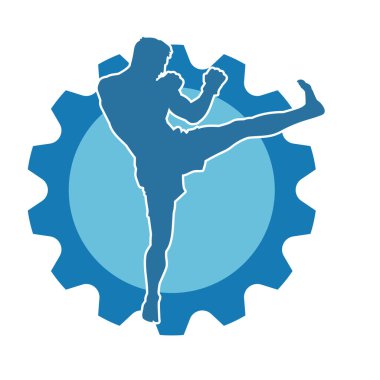 Hareketli erkek kickboksör atletinin silueti. Tekme atan bir adamın silueti..