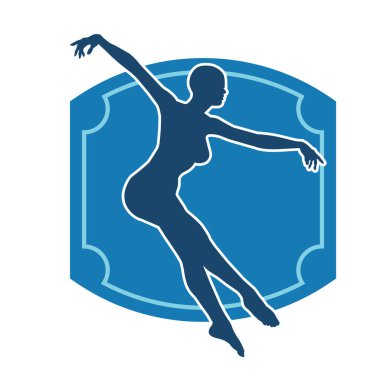 Hareketli bir kadın balerin silueti. Dans eden balerin kızın silueti..