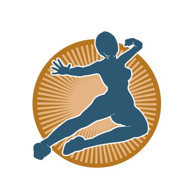 Sıska bir kadın dövüşçünün silueti tekme hareketi yapıyor. Bir kadın savaşçının silueti tekme pozu..