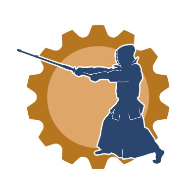 Harekete geçmiş bir kılıç savaşçısı silueti. Kılıç taşıyan bir dövüş sanatçısı silueti. Kendo dövüş sanatının silueti..