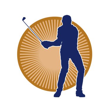Golf oynayan bir adamın silüeti. Hareketli bir erkek golfçünün silueti.