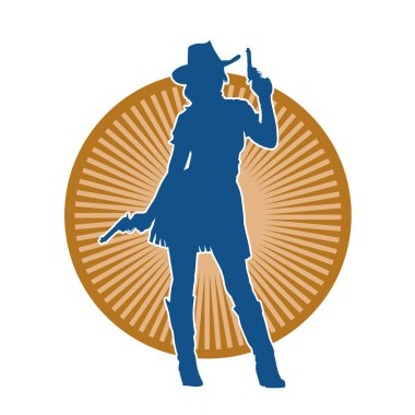 Kovboy kostümü giymiş zayıf bir kadının silueti. Tabanca tabancası taşıyan pozu. Kovboy kız kostümlü bir kadın modelin silueti..