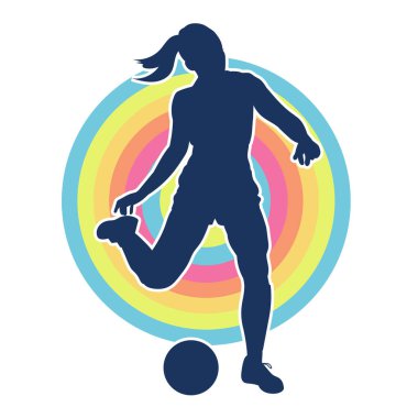 Topa vuran bayan futbolcunun silueti. Hareketli bir futbolcu kadının silueti..