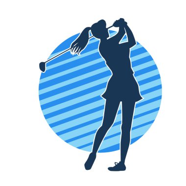 Golf oynayan bir kadının silüeti. Hareketli bir kadın golfçünün silueti..