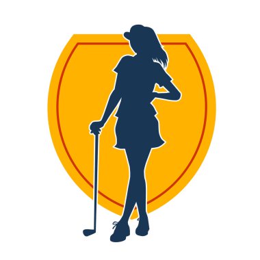 Golf oynayan bir kadının silüeti. Hareketli bir kadın golfçünün silueti..
