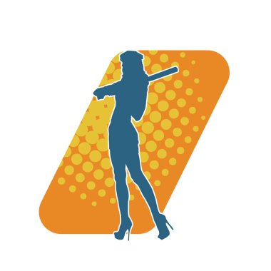 İnce bir kadın modelin silueti polis memuru kostümü giymiş beyzbol sopası taşıyor.