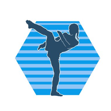 Hareketli kadın kickboksör atletinin silueti. Tekme atan bir kadının silueti..