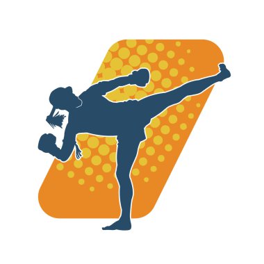 Hareketli erkek kickboksör atletinin silueti. Tekme atan bir adamın silueti..