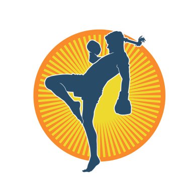 Hareketli erkek kickboksör atletinin silueti. Tekme atan bir adamın silueti..