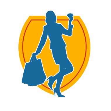 Sıska, alışveriş torbaları taşıyan genç bir kadının silueti. Alışveriş torbaları taşıyan şık bir kadının silueti.