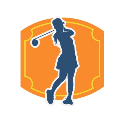 Golf oynayan bir kadının silüeti. Hareketli bir kadın golfçünün silueti..