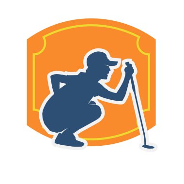 Golf oynayan bir kadının silüeti. Hareketli bir kadın golfçünün silueti..