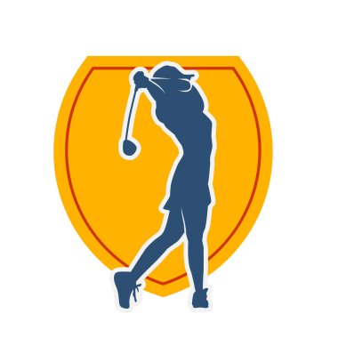 Golf oynayan bir kadının silüeti. Hareketli bir kadın golfçünün silueti..