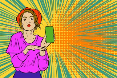 Akıllı telefon görüntüsü gösteren bir kadın tasviri. Eski çizgi roman tarzında akıllı telefon aletleri taşıyan bir kadın pozu. Kadın pazarlamacının posterini as.