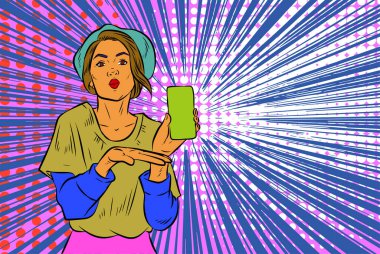 Akıllı telefon görüntüsü gösteren bir kadın tasviri. Eski çizgi roman tarzında akıllı telefon aletleri taşıyan bir kadın pozu. Kadın pazarlamacının posterini as.