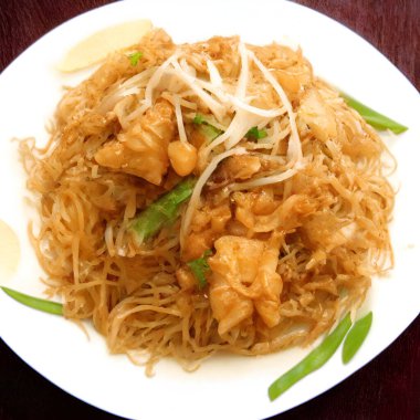 Karidesli kızarmış şehriye, phad thai