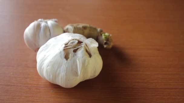 Cebolla Roja Ajo Jengibre Que Preparan Como Especias Para Cocinar — Vídeo de stock