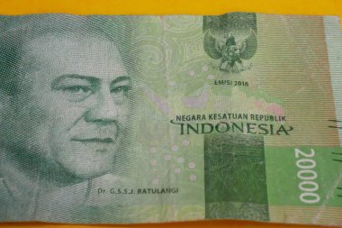 Endonezya para birimi serisi 20.000 rupiah veya IDR 20.000 rupidir..