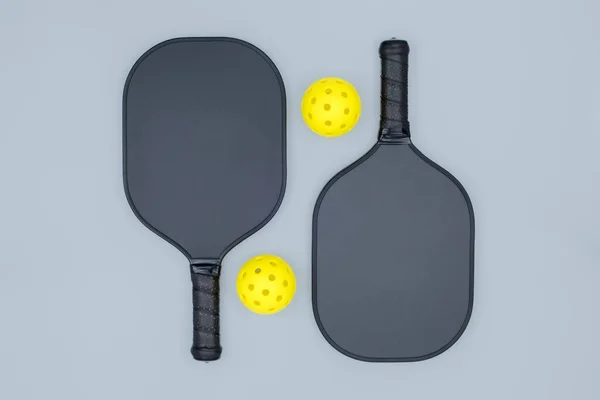Top View Closeup Two Pickleball Paddles Two Yellow Balls Light — Stock Photo, Image