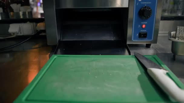 Profesjonalna Kuchnia Restauracja Burger Bun Toasting Sprzętu — Wideo stockowe