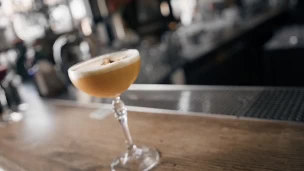 Processus Création Beau Cocktail Alcool Dans Bar Restaurant — Video