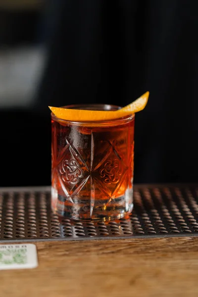 Närbild Cocktail Glas Bardisk Alkohol — Stockfoto