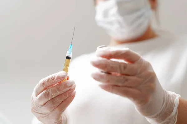 Hands Female Doctor Hand Holding Syringe Injection Background Medical Office — Stock Photo, Image