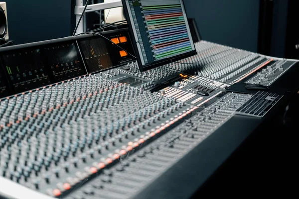 Recording Studio Control Panel Mixer Equalizer Faders Buttons Broadcasting Recording — Stock Photo, Image