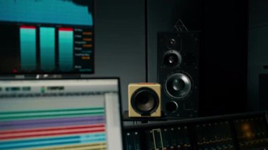 Müzisyen Sound kayıt stüdyosu ekipmanları için profesyonel ses sözcüsü sentezleyiciler midi denetleyiciler