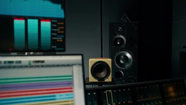 Sintetizadores Alto Falante Som Profissional Midi Controladores Para Música Compositor — Vídeo de Stock