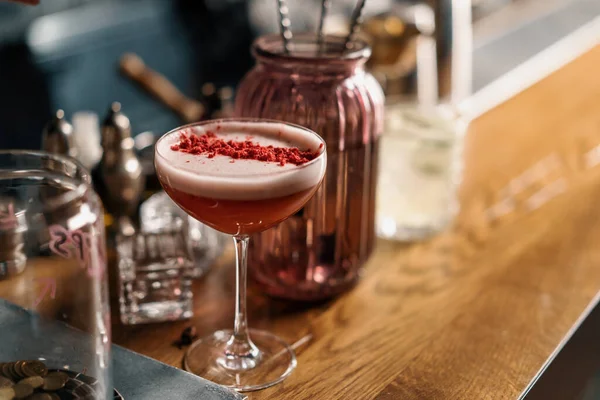Customer Takes Delicious Pink Freshly Prepared Raspberry Milk Punch Cocktail — Stock Photo, Image