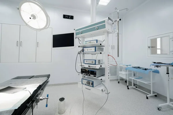 Tomt Operationssal Sjukhus Interiör Operationssal Klinik Med Modern Medicinsk Utrustning — Stockfoto