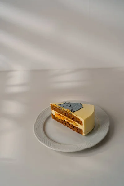 Leckeres Frisch Zubereitetes Stück Keks Bento Kuchen Auf Teller Mit — Stockfoto