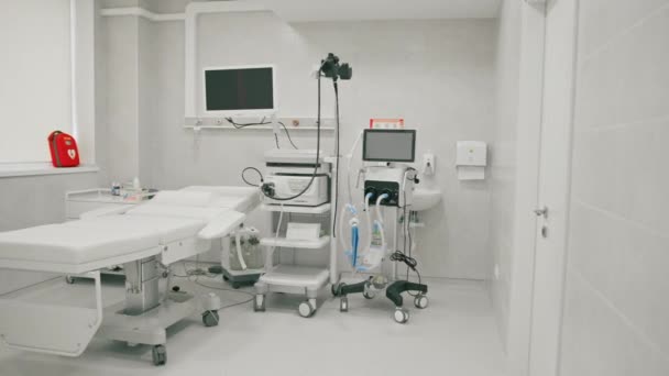 Medicinsk Utrustning För Gastroskopi Klinikens Kontor Soffa För Patienter Och — Stockvideo