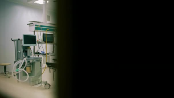 Prázdný Operační Sál Nemocnici Interiér Operačního Sálu Klinice Moderním Zdravotnickým — Stock video
