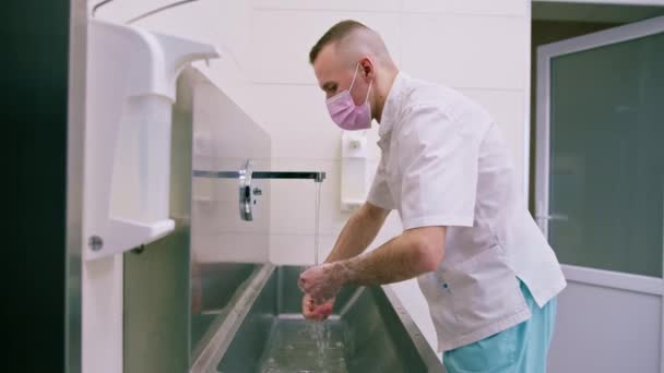 Disinfection Procedure Clinic Surgeon Washes His Hands Sink Operation — Stock Video