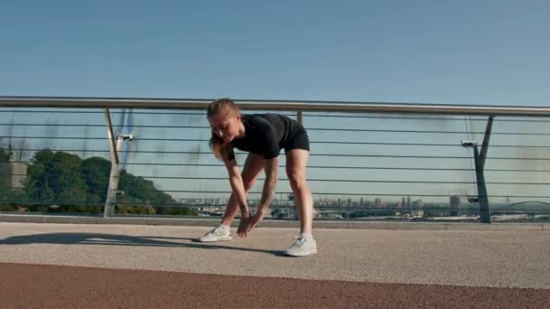 Fitness Jeune Fille Sportive Matin Faire Des Exercices Échauffement Avant — Video