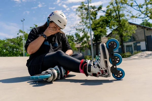 활동적인 레크리에이션 스케이트 스포츠 블레이드에 — 스톡 사진